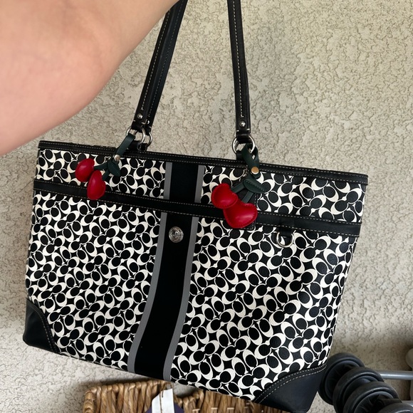 Coach Vintage bag - Picture 1 of 7